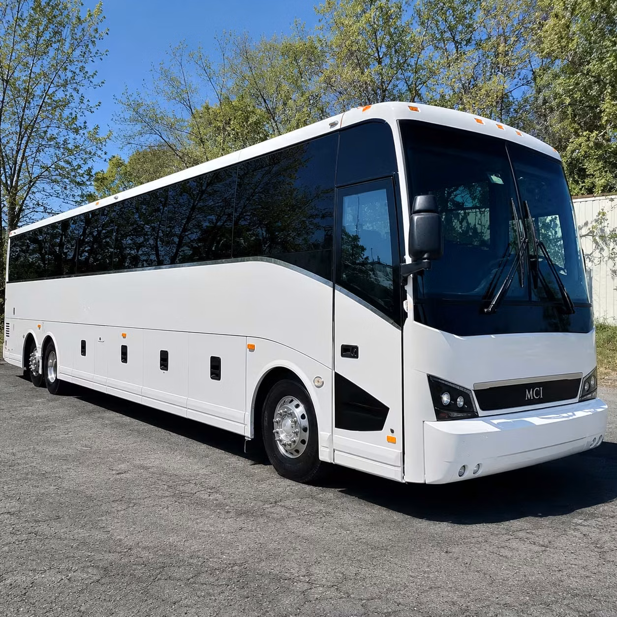 compare concert bus rentals for glen helen amphitheater and socal festival season