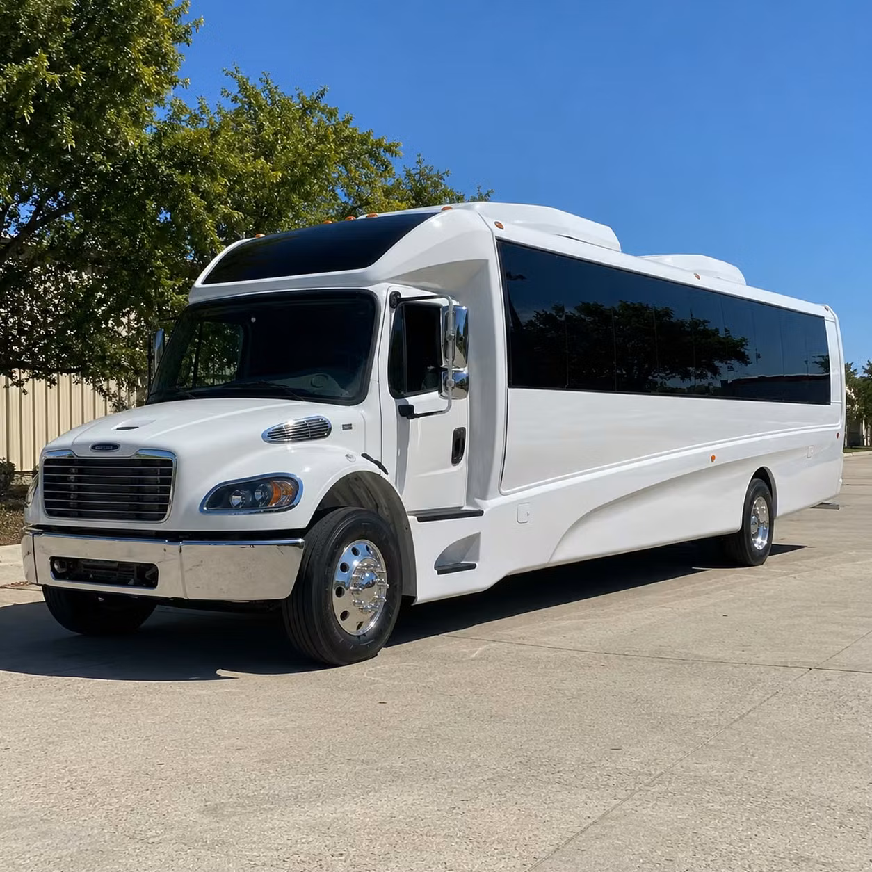 corona 30 passenger minibus rental