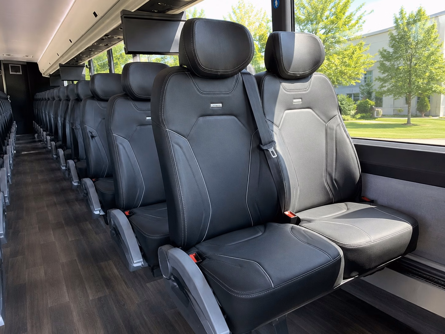 guest shuttle service between corona hotels and wedding venues