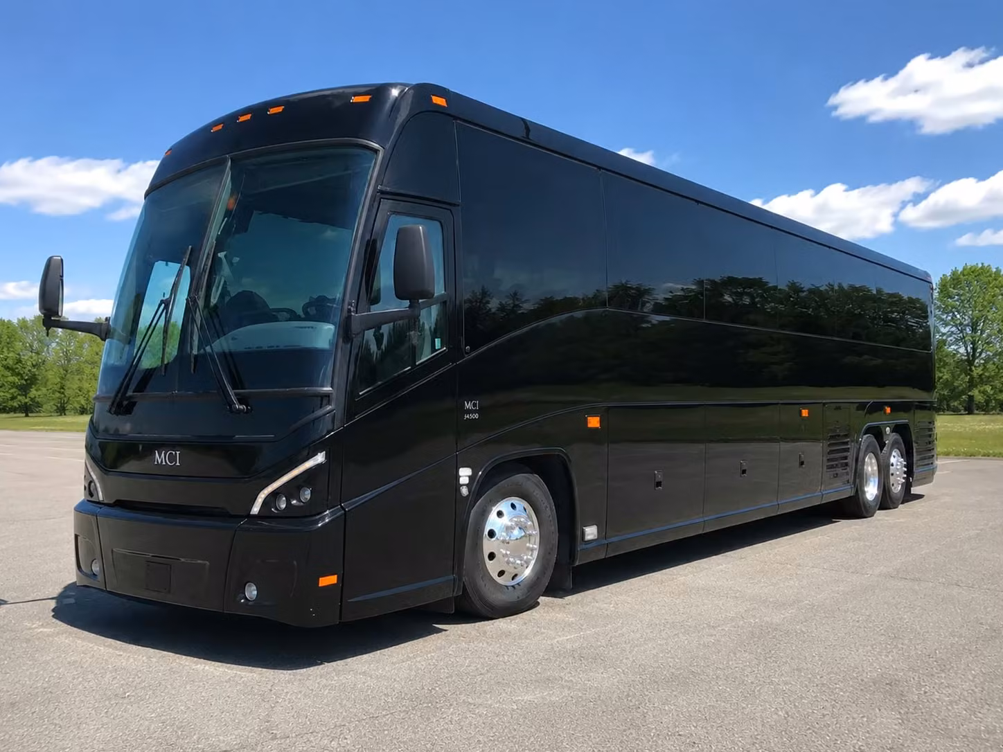wedding shuttle bus rentals for corona celebrations